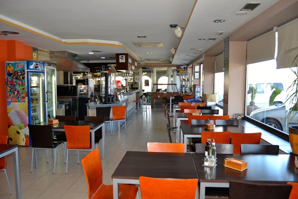 Hotel El Cruce Moraleda Moraleda De Zafayona Exteriör bild