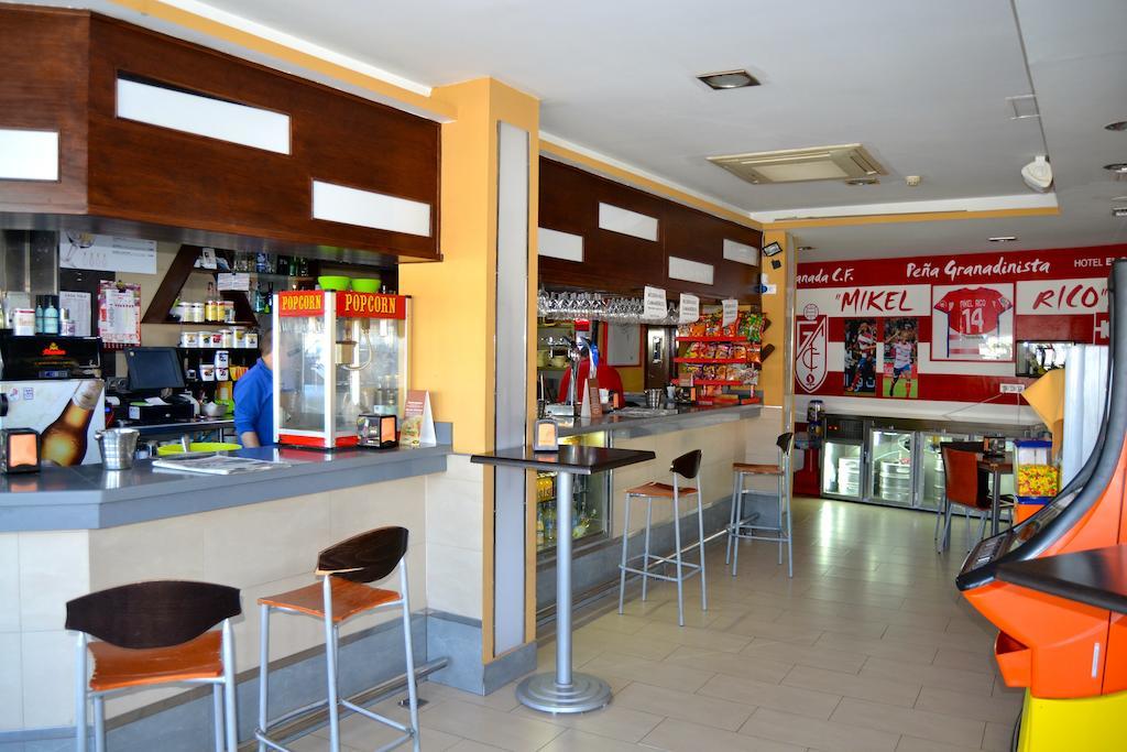 Hotel El Cruce Moraleda Moraleda De Zafayona Exteriör bild