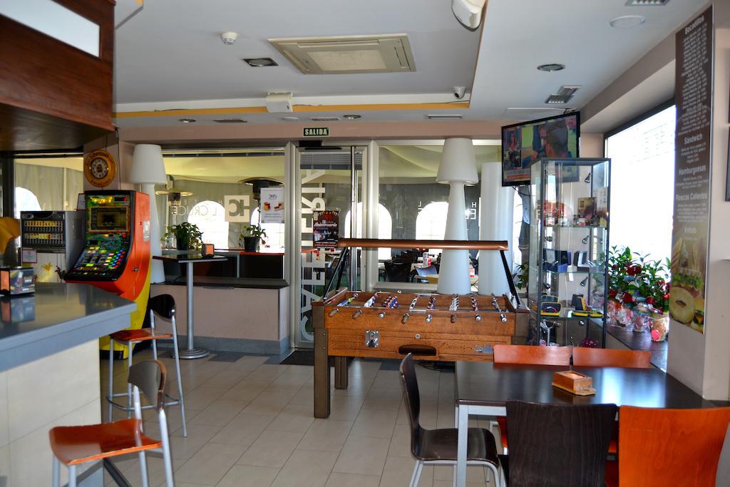 Hotel El Cruce Moraleda Moraleda De Zafayona Exteriör bild