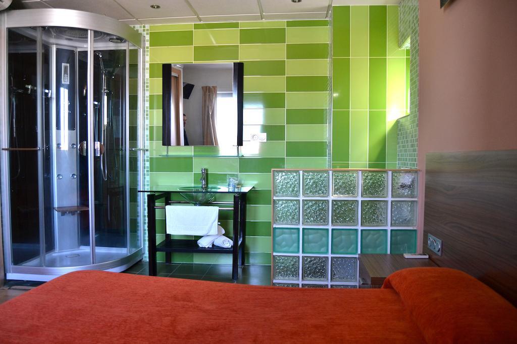 Hotel El Cruce Moraleda Moraleda De Zafayona Exteriör bild